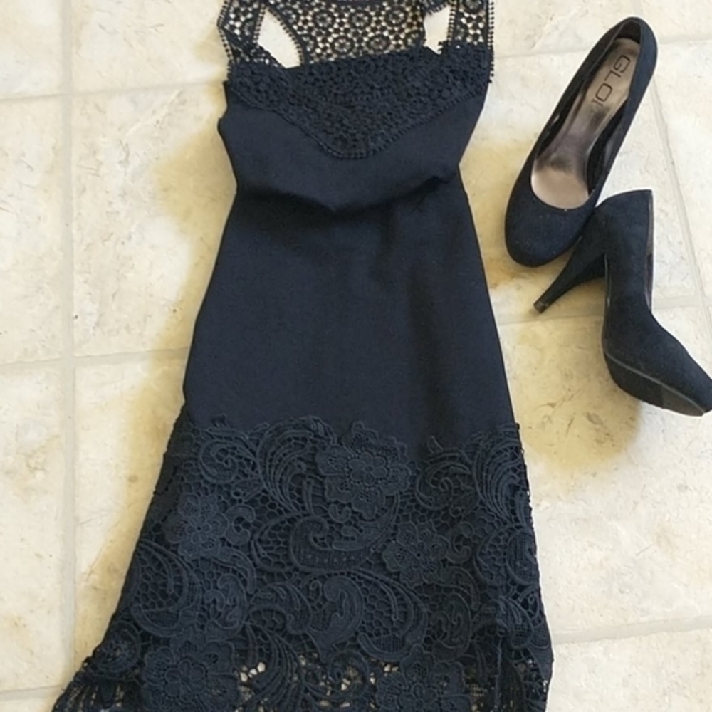 Skirt & shirt black